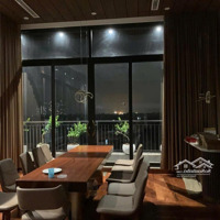 Cho Thuê Căn Penhouse Thông Tầng Gần Go Long Biên 150M2, 3 Ngủ Full Đồ Cao Cấp
