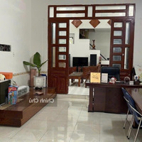 Bán Nhà 2 Tầng, 160M2, Mặt Tiền 5,2M,Tặng Nội Thất Giá Tốt Tại Huỳnh Văn Lũy, P.phú Lợi, Bình Dương