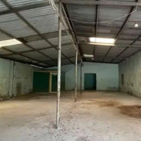 Cho Thuê Kho Xửơng 300M2 Giá Bán 13 Triệu, Tại Phạm Văn Sáng Vl A Đường Xe Tải