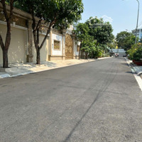 Cần Bán Gấp Lô Đất Biệt Thự Mặt Tiền Đường Số 1 Nằm Trong Kđt Vạn Phúc 218M2 12 X 18,2M, 19 Tỷ Tl
