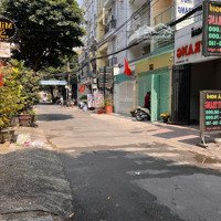 Cho Thuê Ngay Căn Nhà Đắc Địa Ngay Trung Tâm Q.10. Vị Trí Vàng Chỉ Cách Vạn Hạnh Mall 2 Phút Đi Bộ,