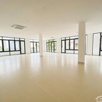Cho Thuê Căn Góc Hà Quang 2 - 4 Tầng Giá Tốt
