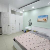 Bán CH Sky garden 2, Phú Mỹ Hưng, Q7, dt:71m2 , lầu cao, 2PN+1WC, giá: 3.950 tỷ (TL).LH: 0906611859 Thư