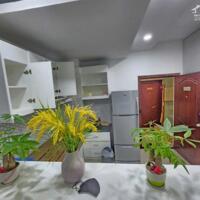 Bán CH Sky garden 2, Phú Mỹ Hưng, Q7, dt:71m2 , lầu cao, 2PN+1WC, giá: 3.950 tỷ (TL).LH: 0906611859 Thư