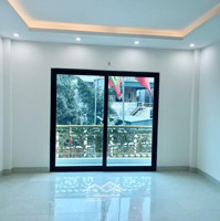 Bán Nhà Ngay Quốc Lộ 6, Bến Xe Yên Nghĩa, 42M2, 4 Tầng, 5 Phòng, Ô Tô 7 Chỗ Vào Nhà.