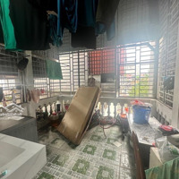 Hiếm Nguyễn Văn Cừ - Nhà Dân Xây - 3 Ngủ - Gần Ô Tô