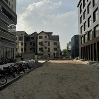 Rao Bán Căn Liền Kề Góc View Đường 70 (Hoa Hậu) Flc Garden Đại Mỗ. 270 Triệu/M2 X 110M2
