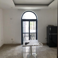 Cho Thuê Nhà Riêng Nguyên Hồng- Hoàng Ngọc Phách, Đống Đa.diện Tích70M2, 4.5 Tầng. Giá 25 Tr(Thg)
