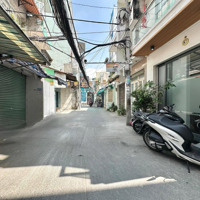 Bán Nhà Giáp Quận 1Diện Tích55M2 Nhà Đẹp Chỉ 7 Tỷ Hơn Đường Xvnt