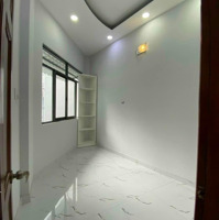Cho Thuê Nhà Trọ Đường Mễ Cốc, Phường 15, Quận 8, Tp.hcm, 2,2 Triệu, 15M2
