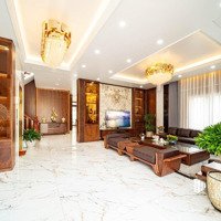 Vua Mặt Phố - Bán Nhà Mặt Phố Hàng Lược 21,5 Tỷ, 32,7M X 4Tầng