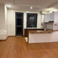 Cho Thuê Căn Góc Chung Cư Cao Cấp 2 Phòng Ngủ Full Đồ, View Đẹp Tại Ngã Tư Sở Giá 13.5 Triệu/Tháng