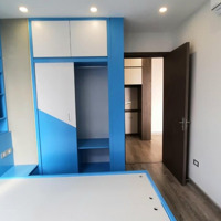 Bán Căn 2 Ngủ, 55M2 Giá Bán 3,45 Tỷ, View Hồ, Full Nội Thất Ở Ngay, Chung Cư Cao Cấp Thanh Bình