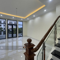 Cho Thuê Tầng 1 Làm Văn Phòng, Showroom Đã Hoàn Thiện Tại Louis City Hoàng Mai - 0987765799