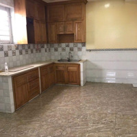 Bán Nhà Mở Tiệm Làm Móng, Tóc, Hẻm Thông Lạc Long Quân, Ngang 16M, Dài 6M