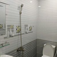 Cần Cho Thuê Nhà 3 Lầu Hẻm 6M Đường 3/2, Q10