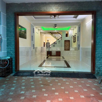 Nhà Gần Chợ Căn Cứ Trệt 2 Lầu 5X20M 4 Phòng Ngủ 3 Vệ Sinhxe Hơi Ngủ Trong Nhà Giá Bán 22 Triệu