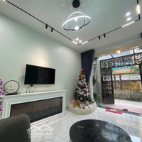 Bán Nhà Ô Cách, Việt Hưng,60M_5 Ngủ,Nội Thất Sang Sịn ,7Xty