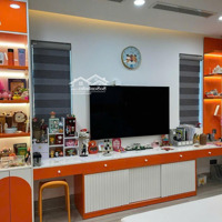 Bán Biệt Thự Nine South Estates Căn Góc Giá Bán 30 Tỷ, 172M2, 4 Phòng Ngủ 5 Vệ Sinh Pháp Lý Đầy Đủ, Hot!
