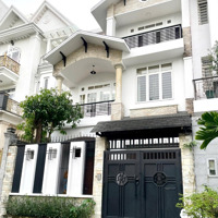 Villa Thảo Điền Ngang 8,5M Phù Hợp Làm Công Ty Giá Thuê 45 Triệu