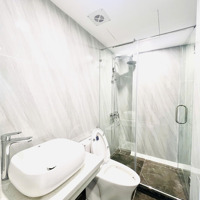 Hot! Hàng Hiếm Tại 120 Hoàng Quốc Việt, Chính Chủ Cho Thuê Chdv 12 Triệu - 72 M2, 2 Phòng Ngủ 1Pk + 1Pb