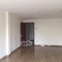 Cho Thuê Nhà Mặt Phố Đình Ngang, Cửa Nam:diện Tích40M2 X 5 Tầng, Mặt Tiền 4M, Thông Sàn Riêng Biệt