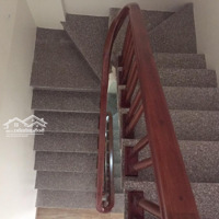Cho Thuê Nhà Mặt Phố Đình Ngang, Cửa Nam:diện Tích40M2 X 5 Tầng, Mặt Tiền 4M, Thông Sàn Riêng Biệt