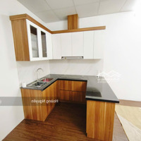 Nhà Tầng 1 Đẹp Xuất Sắc Tại Số 114 E1 Quỳnh Mai, 11 Triệu, 70M2, Giảm Sốc Chỉ Còn 10 Triệu