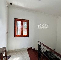 Cho Thuê Nhà 3 Tầng Đường 19, Phường Hiệp Bình Chánh, Thủ Đức.diện Tích4,6X20M. Giá Chỉ Với 23 Triệu/Th