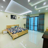 Hiếm+Đẹp Nhất Tại Hoa Lâm Phường Việt Hưng, Nhà 2 Mặt Tiền Dt= 60M 4Tầngmặt Tiền4.84M - Bán Gấp 7Tỷ2.