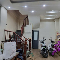 Cho Thuê Nhà Ngõ 73 Hoàng Ngân: Diện Tích 40M X 5 Tầng, Mặt Tiền 4.5M, Thông Sàn, Nhà Mới