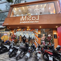 Cho Thuê Nhà Mặt Phố Liễu Giai - Lô Góc 2 Mặt Tiền. Diện Tích 60M2 X 3 Tầng. Vị Trí Đẹp Nhất Phố.