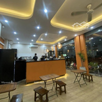 Cho Thuê Nhà Mặt Phố Liễu Giai - Lô Góc 2 Mặt Tiền. Diện Tích 60M2 X 3 Tầng. Vị Trí Đẹp Nhất Phố.