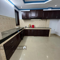 Bán Gấp Nhà Riêng Hoàng Hoa Thám, Bình Thạnh (Dt 4X16M), 4 Tầng Btct Đẹp. Giá Bán 8,8 Tỷ