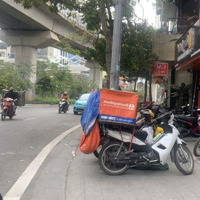Nhà Mặt Phố Hoàng Cầu, Đống Đa, 26.5 Tỷ,Diện Tíchsổ 50M2,Mặt Tiền4.8M, Thông Sàn Kinh Doanh, Vỉa Hè Đá Bóng