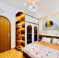 Bán Nhà Mặt Tiền Kinh Doanh Phan Văn Trị-Nguyễn Biểu Phường 2 Quận 5, Dt: 3.5X13M, 4L, Giá Bán 11.9 Tỷ