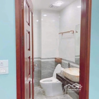 Nhà Đẹp Chủ Tự Xây Chắc Chắn - Ô Tô Đỗ Cửa Qua Nhà - 15M Ra Ô Tô Tránh - Mặt Tiền Rộng Vuông Đẹp.