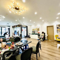 Căn Hộ Chung Cư Berriver Jardin 390 Nguyễn Văn Cừ. 175M2 Lô Góc, View Cực Đẹp. Giá Bán 11.2 Tỷ