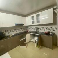 Cho thuê nguyên căn 3 tầng ngõ 75 Kiều Sơn ( Văn Cao)