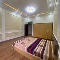 Cho thuê nguyên căn 3 tầng ngõ 75 Kiều Sơn ( Văn Cao)