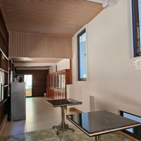 Cho Thuê Villa Đẹp Mới 100% Mặt Tiền View Đẹp . 1000 M2 .Ngọc Uyên 0948676493