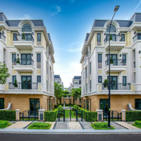 Mở Bán Biệt Thự 6 Phòng Ngủ 4 Vệ Sinh 100M2, Tại The Classia, Võ Chí Công, Phú Hữu, Q9,Diện Tích100-150-200-250M2