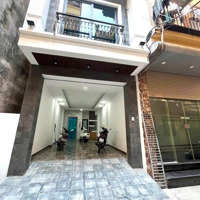 Tòa Nhà Trần Khát Trân X 40M2 - Gara Ô Tô 7 Chỗ, Ngõ Thông Kinh Doanh - 6 Tầng Thang Máy Nhà Mới Ko