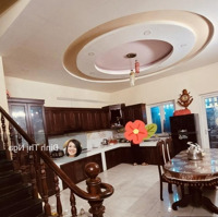 Nhà Phân Lô Hiệp Phú, Thủ Đức 2 Lầu, 90M, Ngang Khủng, Giá Cực Tốt 8,8 Tỷ!