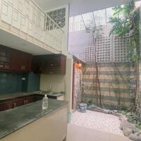 Bán nhà mặt tiền Quang Trung, P12, Gò Vấp, 111m2, 4 tầng, 6PN, giá cực rẻ