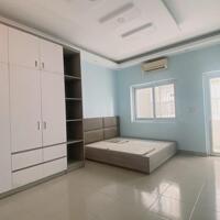 Bán nhà mặt tiền Quang Trung, P12, Gò Vấp, 111m2, 4 tầng, 6PN, giá cực rẻ