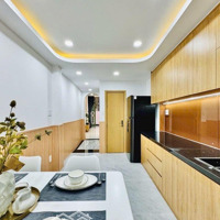 Nhà Bình Thạnh, Bạch Đằng, 40M2 Đất, 3 Tầng, 2 Mặt Hẻm 4M, Nhỉnh 5 Tỷ