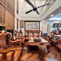 Nhà Vip P.dịch Vọng Ô Tô Tải Vào Tận Nơi Sát Phố Kd Chất Lượng, Hàng Hiếm,Diện Tích99M,Mặt Tiền7,5M - 28 Tỷ