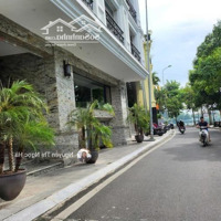 Bán Chdv Cao Cấp 8 Tầng Dòng Thu ~ 3 Tỷ/Năm, 2 Thoáng, Hiện Đại, Nội Thất Sịn, Mt13M - Giá Bán 73 Tỷ Tl