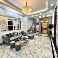 Phải Thật Nhanh, Vip Đào Tấn, Cách Ô Tô 30M, Lô Góc 2 Thoáng, Thang Máy Xịn Sò,Diện Tích45M2 * 7T,Mặt Tiền4M